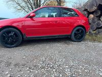 Gebraucht Audi A3 125 PS (91 kW) 1997 Rot Kleinwagen