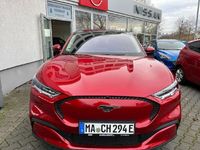 Gebraucht Ford Mustang Mach-E Basis 216 kW (294 PS) 2022 Rot SUV