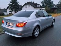 Gebraucht BMW 525 192 PS (141 kW) 2004 Silber Limousine