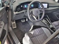 Gebraucht VW Golf VIII R-line 131 PS (96 kW) 2024 Schwarz Kombi