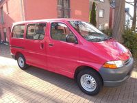 Gebraucht Toyota HiAce 90 PS (66 kW) 1999 Rot Van / Kleinbus