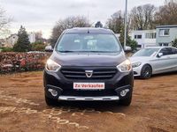 Gebraucht Dacia Dokker Stepway 116 PS (85 kW) 2017 Perlmuttschwarz Van / Kleinbus