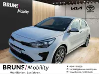 Gebraucht Kia Rio Vision 84 PS (61 kW) 2023 (ud) schneeweiss Limousine