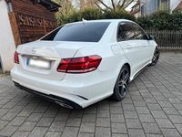 Gebraucht Mercedes E250 Night 204 PS (150 kW) 2015 Weiß Limousine