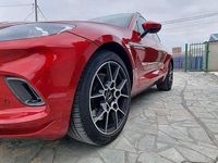 Gebraucht Aston Martin DBX 551 PS (405 kW) 2021 Rot SUV