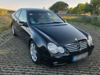 Gebraucht Mercedes C180 143 PS (105 kW) 2003 Schwarz Kleinwagen