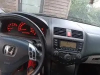 Gebraucht Honda Accord 140 PS (102 kW) 2004 Schwarz Limousine