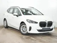 Gebraucht BMW 225 Active Tourer 245 PS (180 kW) 2025 Weiß Van / Kleinbus