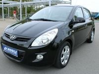 Gebraucht Hyundai i20 Comfort 101 PS (74 kW) 2012 Schwarz Kleinwagen