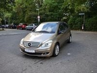 Gebraucht Mercedes B150 95 PS (69 kW) 2006 Gold Van / Kleinbus