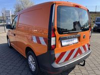 Gebraucht VW Caddy 102 PS (75 kW) 2022 Orange Van / Kleinbus