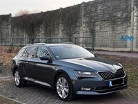 Gebraucht Skoda Superb Ambition 190 PS (139 kW) 2017 Grau Kombi