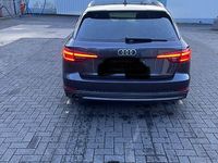 Gebraucht Audi A4 Sport 150 PS (110 kW) 2017 Silber Kombi