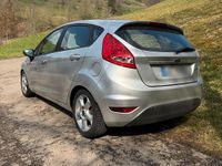 Gebraucht Ford Fiesta 81 PS (59 kW) 2009 Silber Kleinwagen