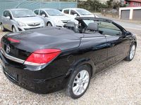 Gebraucht Opel Astra Cabriolet Cosmo 116 PS (85 kW) 2007 Schwarz Cabrio