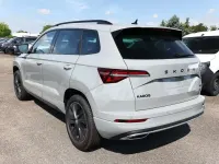 Neu Skoda Karoq SportLine 150 PS (110 kW) 2025 Stahlgrau SUV