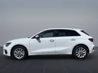 Gebraucht Audi A3 Basis 116 PS (85 kW) 2023 Weiß Limousine
