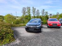 Neu Dacia Sandero Essentiel 91 PS (66 kW) 2025 Nacresschwarz metallic Limousine