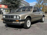 Gebraucht BMW 320 129 PS (94 kW) 1987 Gelb Limousine
