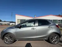 Gebraucht Mazda 2 84 PS (61 kW) 2014 Grau Limousine