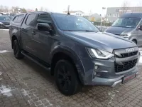 Używany Isuzu D-Max 163 KM (119 kW) 2023 Szary Pickup