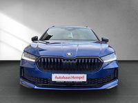 Neu Skoda Superb SportLine 265 PS (194 kW) 2025 Blau Kombi