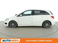 Gebraucht Mercedes B200 AMG line 136 PS (100 kW) 2017 Weiß Van / Kleinbus