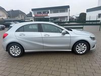 Gebraucht Mercedes A180 122 PS (89 kW) 2013 Silber Limousine