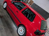 Gebraucht VW Golf III 75 PS (55 kW) 1996 Rot Kleinwagen