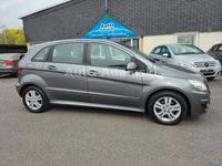 Gebraucht Mercedes B180 116 PS (85 kW) 2009 Grau Van / Kleinbus