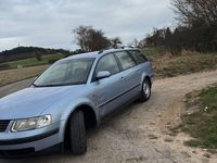 Gebraucht VW Passat Basis 101 PS (74 kW) 1997 Blau Kombi