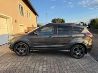 Gebraucht Ford Kuga ST-Line 179 PS (131 kW) 2018 Grau SUV