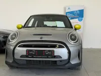 Gebraucht Mini Cooper SE Premium Plus 135 kW (184 PS) 2023 Melting silver iii Kleinwagen
