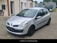Używany Renault Clio III Privilege 111 KM (81 kW) 2005 Srebrny Sedan/Limuzyna