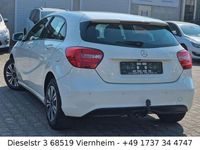Gebraucht Mercedes A180 109 PS (80 kW) 2013 Weiß Limousine
