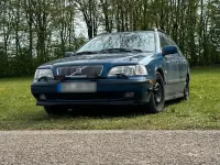 Gebraucht Volvo V40 125 PS (91 kW) 2001 Blau Kombi