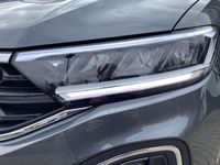 Gebraucht VW T-Roc Life 150 PS (110 kW) 2024 Grau SUV