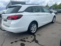 Gebraucht Opel Astra Dynamic 136 PS (100 kW) 2017 Weiß Kombi