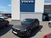 Gebraucht Volvo V60 145 PS (106 kW) 2025 Kombi