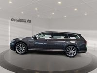 Gebraucht VW Passat Elegance 150 PS (110 kW) 2022 Mangangrau Kombi