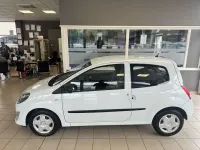Używany Renault Twingo Authentique 58 KM (42 kW) 2010 Biały Hatchback