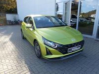 Neu Hyundai i20 Trend 101 PS (74 kW) 2025 Grün Limousine