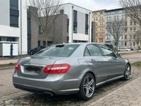 Gebraucht Mercedes E300 AMG 252 PS (185 kW) 2012 Grau Limousine