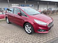 Gebraucht Ford S-MAX Titanium 180 PS (132 kW) 2017 Rot Van / Kleinbus