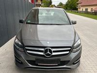 Gebraucht Mercedes B180 109 PS (80 kW) 2015 Grau Van / Kleinbus