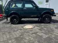 Gebraucht Lada Taiga 92 PS (67 kW) 2011 Grün SUV