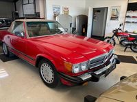 Gebraucht Mercedes 560 232 PS (170 kW) 1986 Rot Cabrio