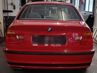 Gebraucht BMW 328 193 PS (141 kW) 1999 Rot Limousine