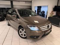Gebraucht Mercedes B180 122 PS (89 kW) 2012 Grau Van / Kleinbus