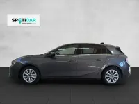Gebraucht Opel Astra Elegance 110 PS (80 kW) 2023 Mondstein grau/e:vulkan grau (metallic) Limousine